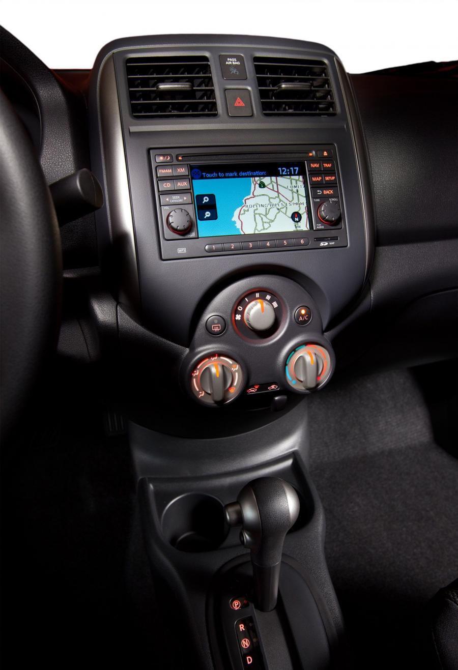  Nissan Versa 2012 года  (фото 94 из 111)